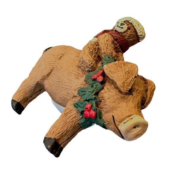 Santa Bear riding Pig Wind-Up Musical Ornament 'Santa Claus is coming to town' - Picture 6 of 14